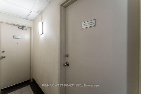 Photo 35 at 807 - 240 Scarlett Road, Smythe, Toronto