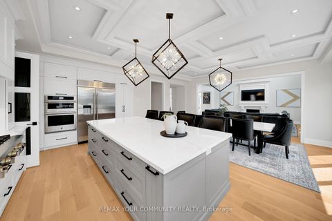 Photo 5 at 36 Arbordale Drive, Vellore Village, Vaughan