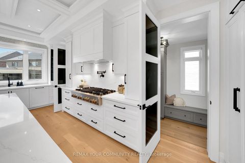 Photo 9 at 36 Arbordale Drive, Vellore Village, Vaughan
