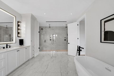 Photo 33 at 36 Arbordale Drive, Vellore Village, Vaughan