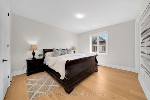 Photo 38 at 36 Arbordale Drive, Vellore Village, Vaughan