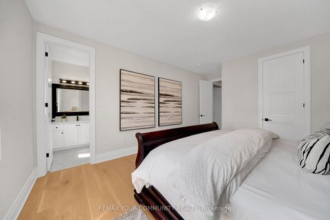 Photo 39 at 36 Arbordale Drive, Vellore Village, Vaughan