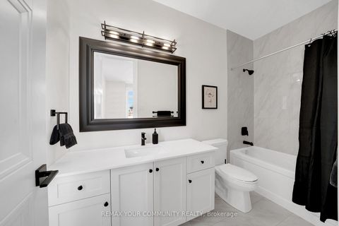 Photo 40 at 36 Arbordale Drive, Vellore Village, Vaughan