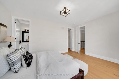 Photo 42 at 36 Arbordale Drive, Vellore Village, Vaughan