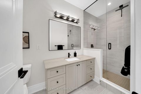 Photo 44 at 36 Arbordale Drive, Vellore Village, Vaughan