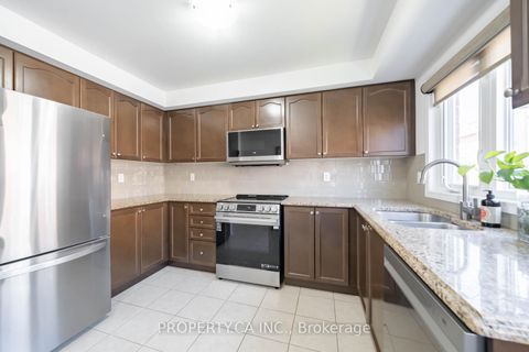 Photo 15 at 34 Ferguson Street, Birchmount, Toronto