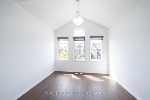 Photo 23 at 34 Ferguson Street, Birchmount, Toronto