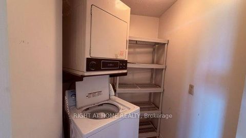 Photo 11 at 2310 - 5 Concorde Place, Don Mills, Toronto
