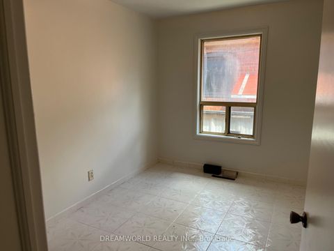 Photo 8 at 167 Redwater Drive, Kipling, Toronto