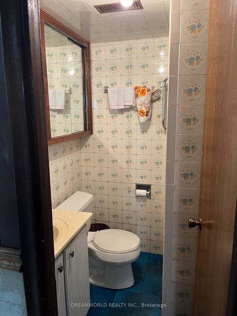 Photo 12 at 167 Redwater Drive, Kipling, Toronto