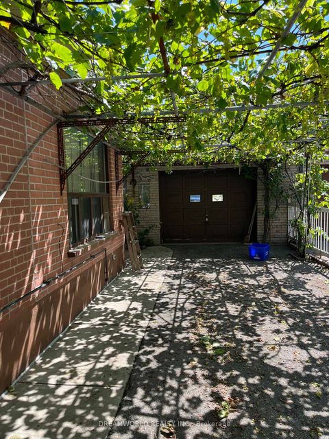 Photo 16 at 167 Redwater Drive, Kipling, Toronto