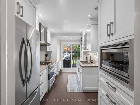 Photo 10 at 25 Castlewood Road, Lawrence Park South, Toronto