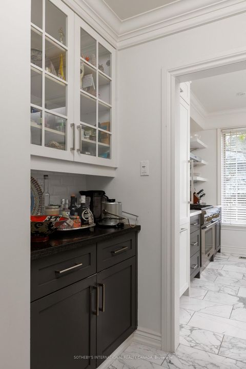 Photo 11 at 18A Deer Park Crescent, St. Clair, Toronto