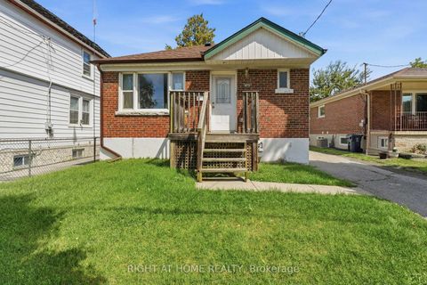 Photo 0 at 975 Victoria Park Avenue, Parkview, Toronto