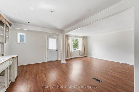 Photo 7 at 975 Victoria Park Avenue, Parkview, Toronto