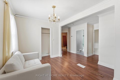Photo 10 at 975 Victoria Park Avenue, Parkview, Toronto