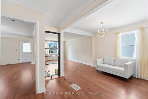 Photo 11 at 975 Victoria Park Avenue, Parkview, Toronto
