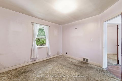 Photo 19 at 975 Victoria Park Avenue, Parkview, Toronto