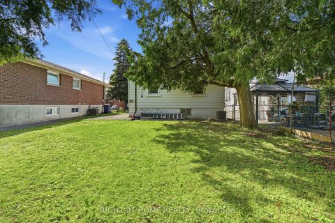 Photo 28 at 975 Victoria Park Avenue, Parkview, Toronto