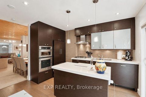 Photo 7 at 379 Davisville Avenue, Mount Pleasant East, Toronto