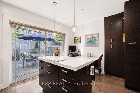 Photo 9 at 379 Davisville Avenue, Mount Pleasant East, Toronto
