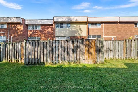 Photo 26 at 7 Sebastian Cabot Way, Jane Heights, Toronto