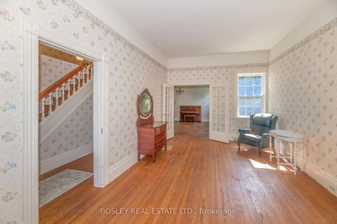 Photo 7 at 71 King Street, Weston, Toronto