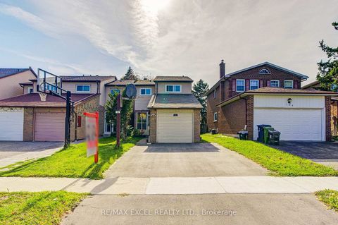 Photo 0 at 142 Shady Hollow Drive, Milliken, Toronto