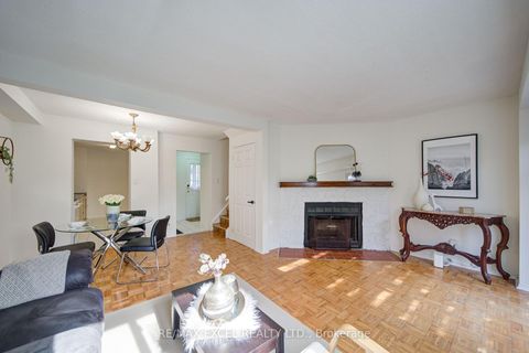 Photo 16 at 142 Shady Hollow Drive, Milliken, Toronto