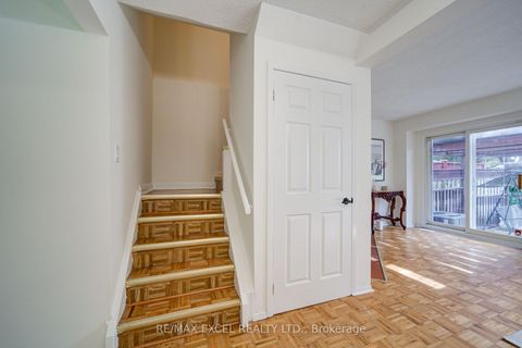 Photo 23 at 142 Shady Hollow Drive, Milliken, Toronto
