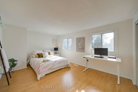 Photo 25 at 142 Shady Hollow Drive, Milliken, Toronto
