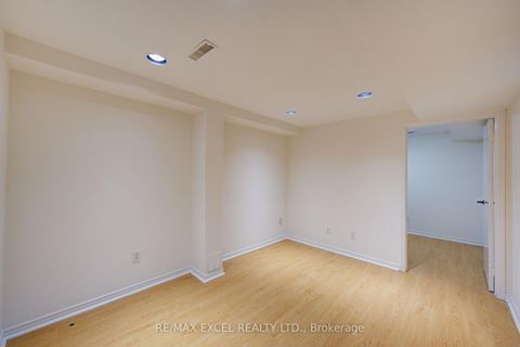 Photo 38 at 142 Shady Hollow Drive, Milliken, Toronto