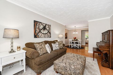 Photo 9 at 65 Combermere Drive, Donalda, Toronto