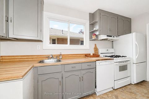 Photo 14 at 65 Combermere Drive, Donalda, Toronto
