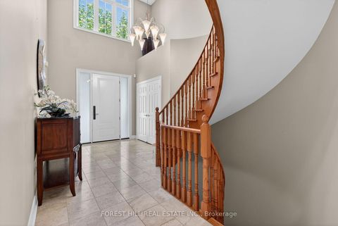Photo 3 at 33 Chopin Boulevard, Patterson, Vaughan