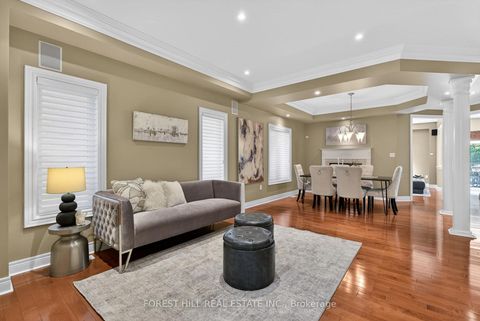 Photo 5 at 33 Chopin Boulevard, Patterson, Vaughan