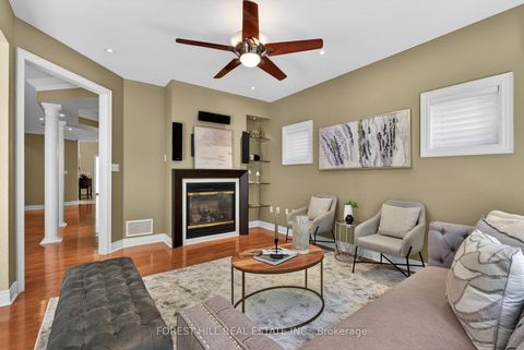 Photo 11 at 33 Chopin Boulevard, Patterson, Vaughan