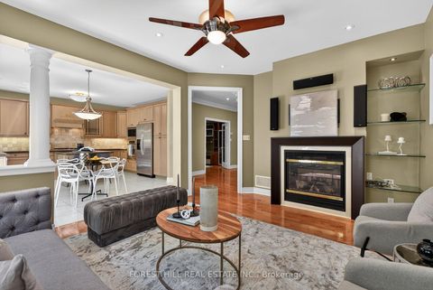 Photo 12 at 33 Chopin Boulevard, Patterson, Vaughan