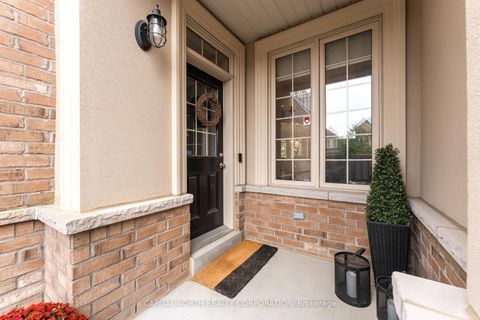 Photo 30 at 15 Poetry Drive, Vellore Village, Vaughan