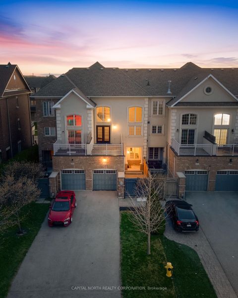 Photo 33 at 15 Poetry Drive, Vellore Village, Vaughan