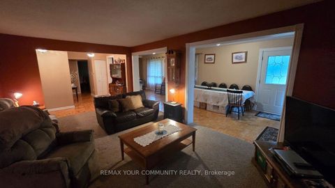 Photo 4 at 1031 Metro Road, Historic Lakeshore Communities, Georgina