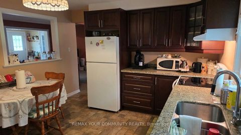 Photo 11 at 1031 Metro Road, Historic Lakeshore Communities, Georgina