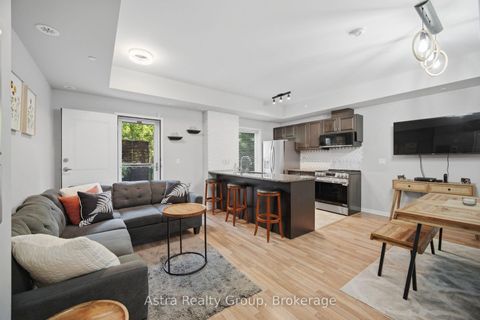 Photo 7 at 106 - 9589 Keele Street, Maple, Vaughan