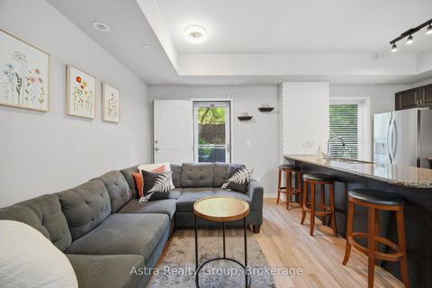 Photo 9 at 106 - 9589 Keele Street, Maple, Vaughan