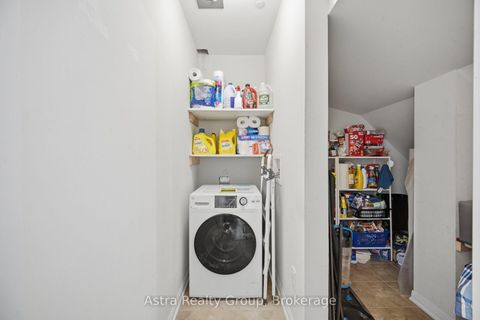 Photo 21 at 106 - 9589 Keele Street, Maple, Vaughan