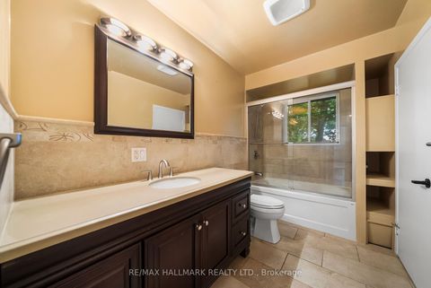 Photo 13 at 541 Rouge Hills Drive, Rouge E10, Toronto