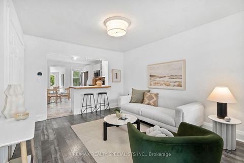 Photo 1 at 159 Hillside Avenue, Mimico, Toronto