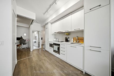 Photo 9 at 2510 - 87 Peter Street, Waterfront Communities C1, Toronto