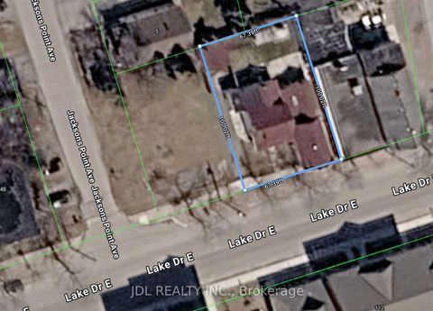 Photo 4 at 956 Lake Drive E, Sutton & Jackson's Point, Georgina