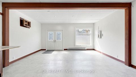 Photo 19 at 956 Lake Drive E, Sutton & Jackson's Point, Georgina